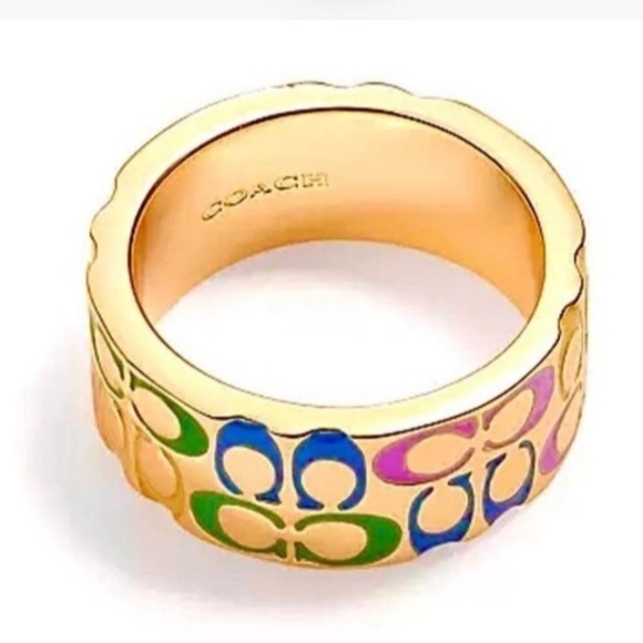 NWT COACH Ring 7 Quilted Signature C Logo Enamel
Ring Band Gold Multicolor - Picture 2 of 5